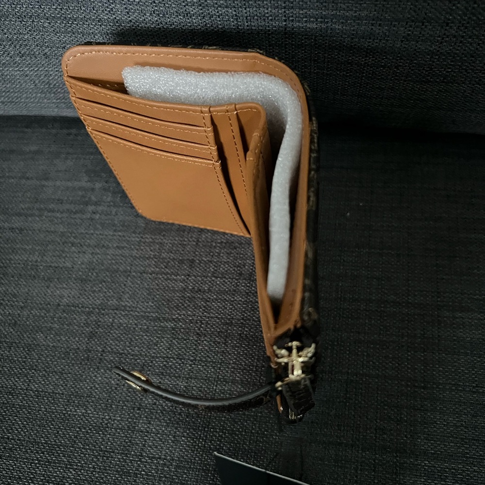 NWT NANETTE LEPORE SMALL LOGO BIFOLD WALLET ORGANIZER & CARD CASE CARDHOLDER - Picture 5 of 14